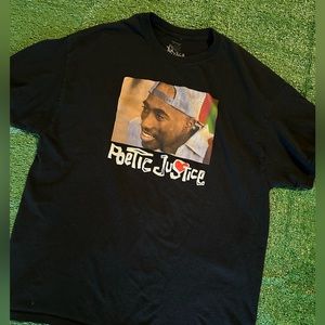 2 PAC Graphic Tee